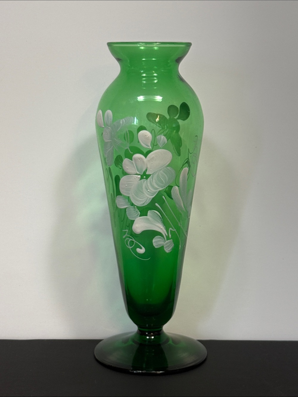Vintage Emerald Green Art Glass Footed Vase – Hand Painted White Floral Design